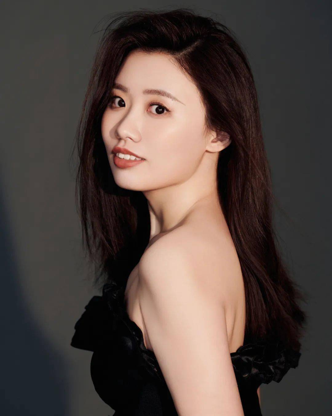 我院校友许歌卉,许笑男"夏日探戈"钢琴与手风琴音乐会