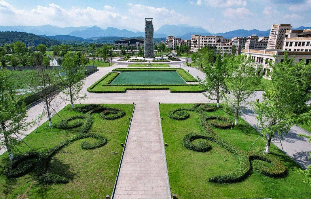 绵阳北川飞行学院图片