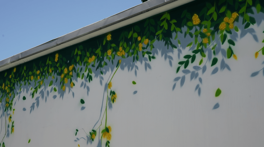 让平面的墙绘瞬间变得浪漫而奔放红艳艳的玫瑰花道路整洁干净你会看到