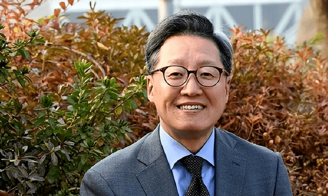 驻华大使郑在浩赴任 精通中文 为尹锡悦高中同学_中国研究所_仁川_韩