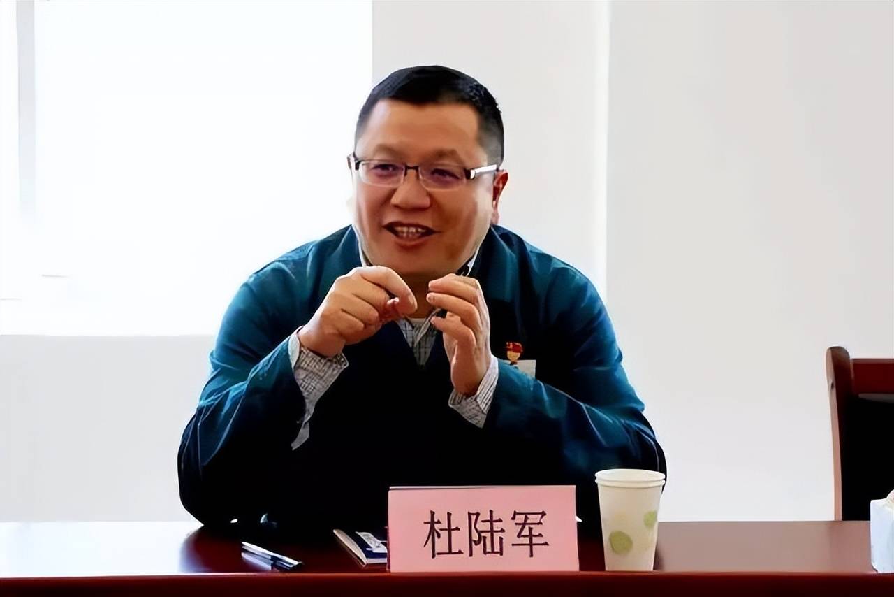 4厅官被查!昆钢窝案曝光一年后,已退休的原董事长落马