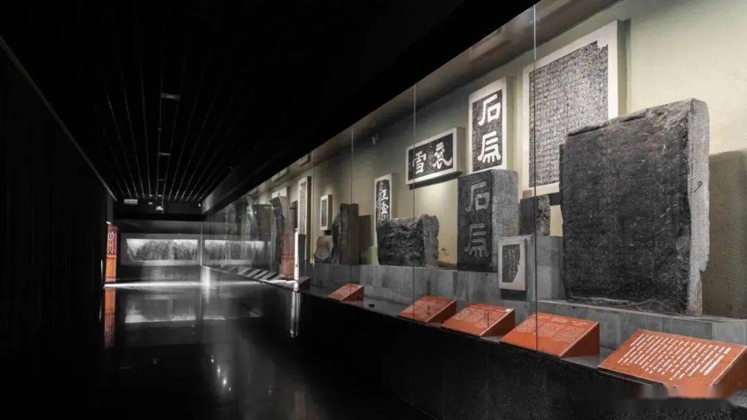 被悉心地保存在了博物馆中汉中灿烂而悠久的历史文化石门十三品 古