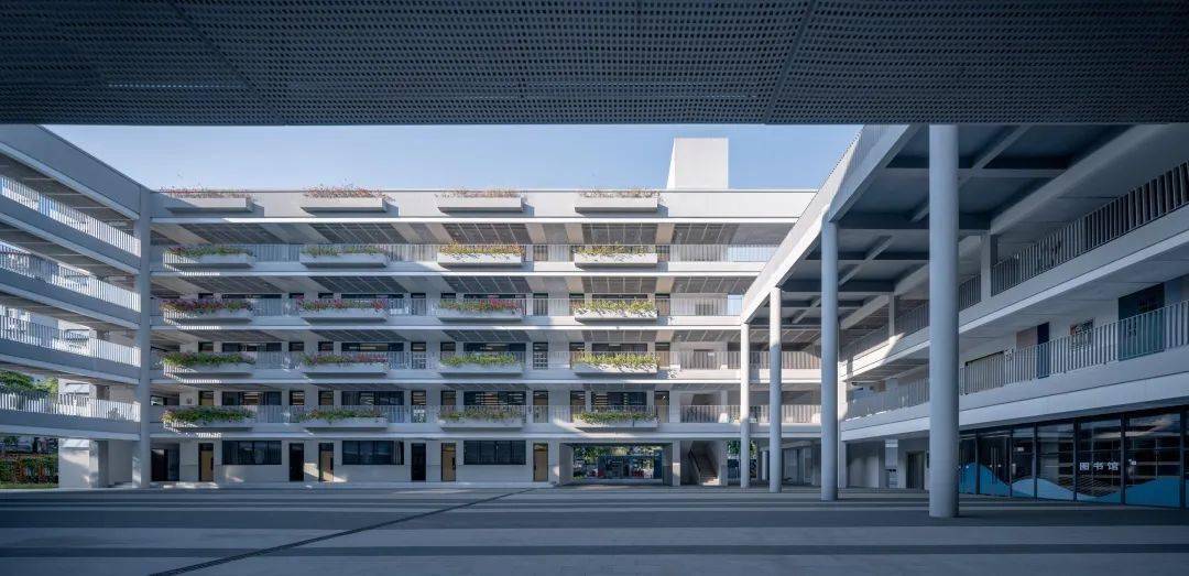 新作链接与重塑深圳南山麒麟中学改扩建工程深圳大学建筑设计研究院元