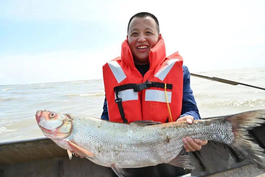龙江农业好品牌之兴凯湖大白鱼_含量_国宴上_人们