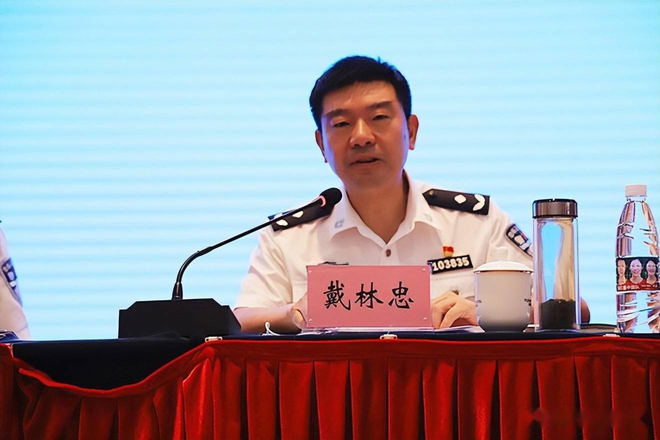 常德市交警支队召开上半年工作总结暨交通事故减量控大调度会