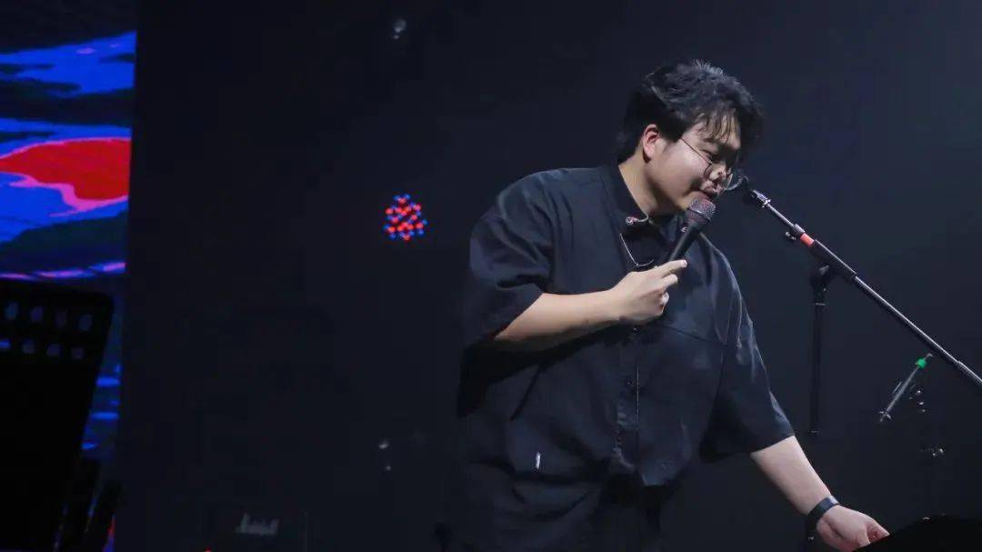 高光回顾桃德李toddlilovesaboutdumbluck南京站圆满落幕