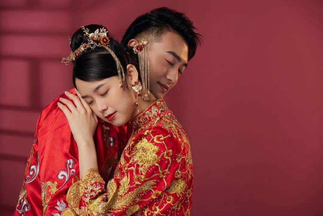 八字合婚:何谓八字合婚?如何查询两人八字合不合?_婚姻_婚配_双方