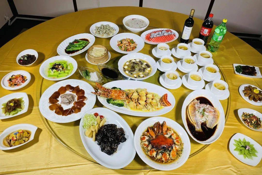 新锦江丨可堂食五星级酒店福利4人10人套餐最高立减3390元还免15服务
