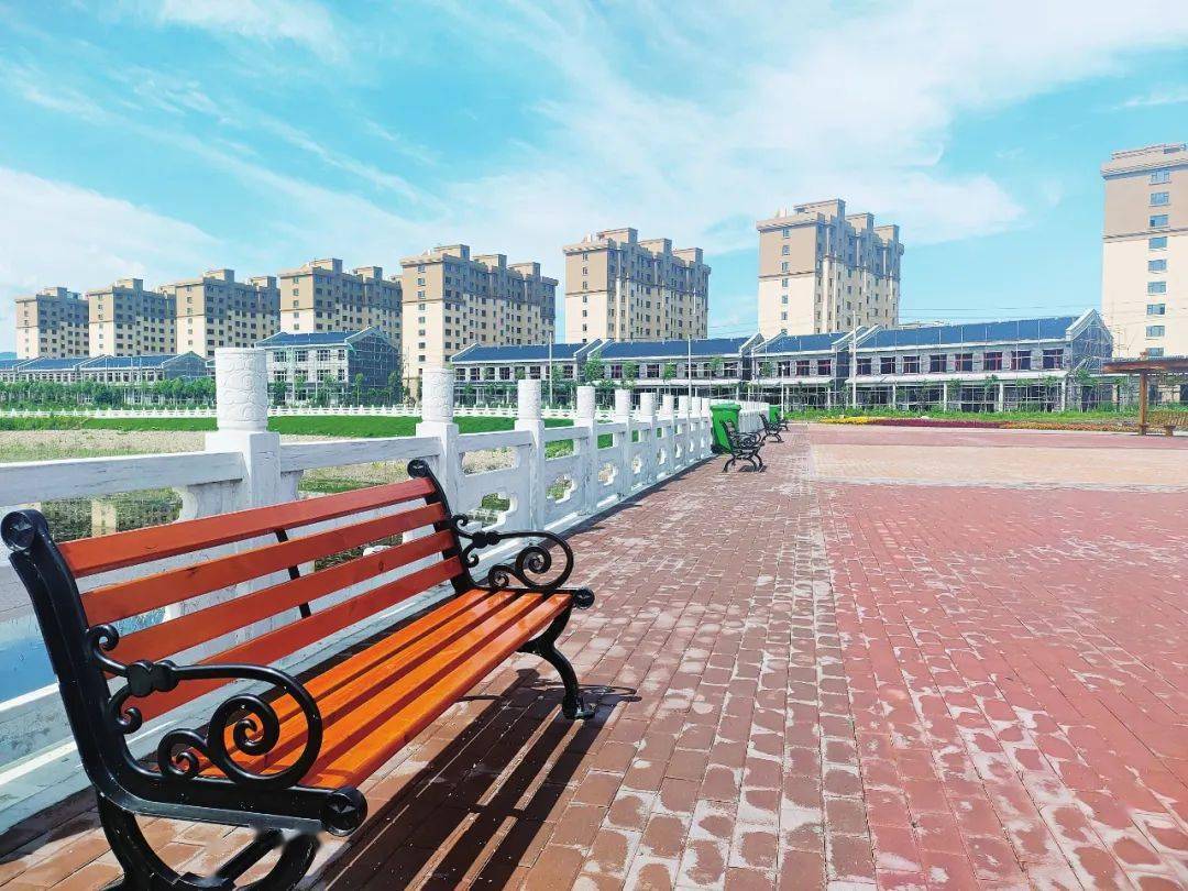 勃利县:南岳山城西域棚改居住小区(一期)项目竣工2148户居民回迁安置