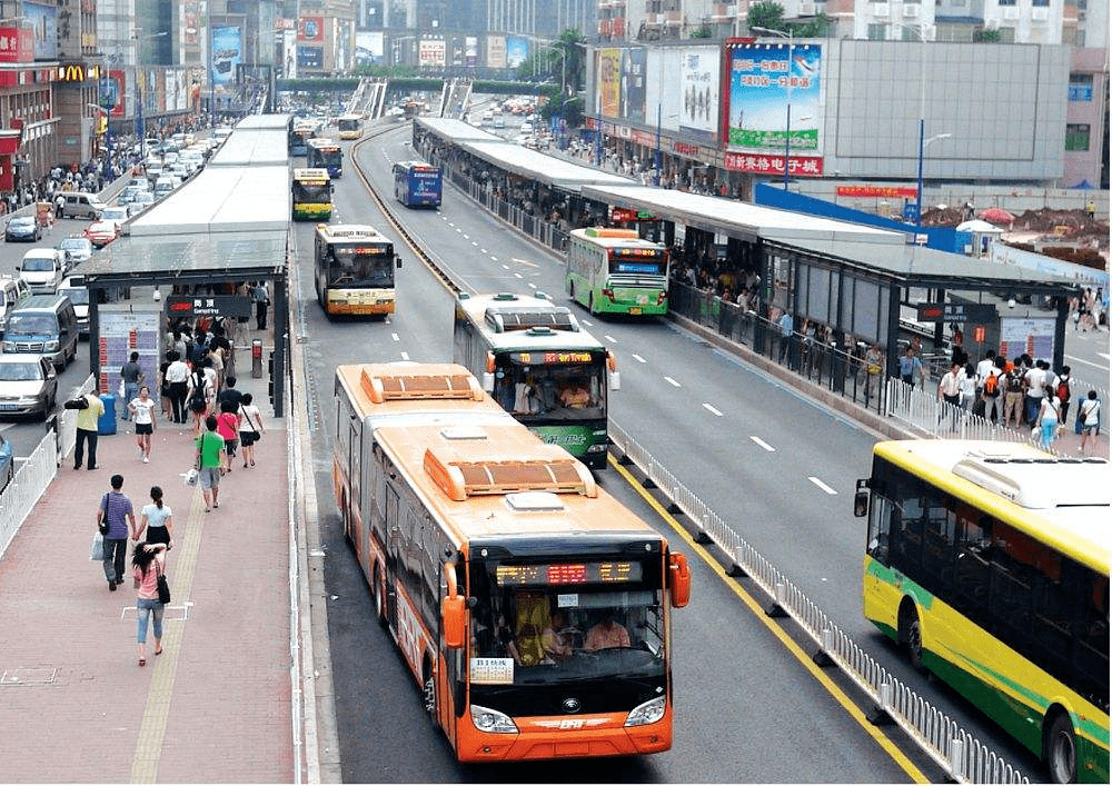 保障通勤高峰運力