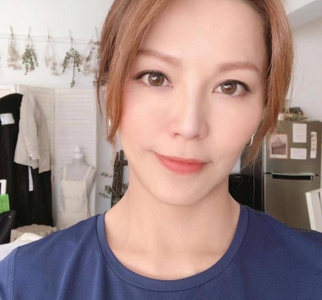 知名港星曝与儿子吵架到哭,前夫则内地发展爆红