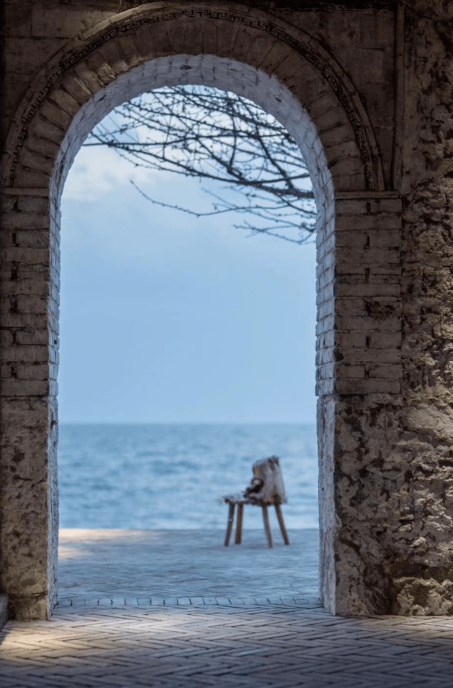 木夕大里度假酒店两面滨海苍山薄雾从晨曦到日暮无穷尽的自然变化囊括