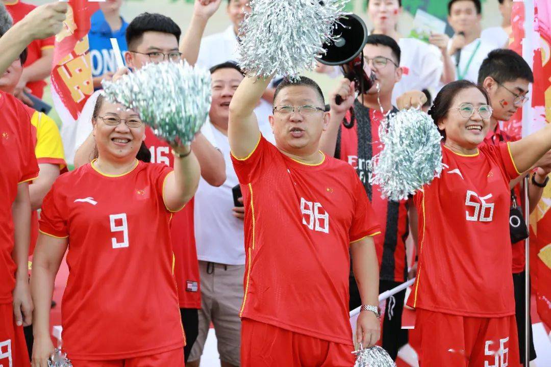 比亚迪全明星足球赛震撼来袭