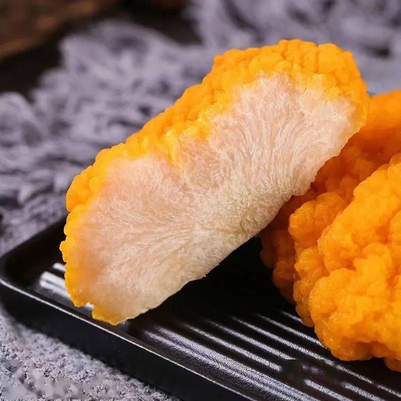 鲜金耳口口金贵的菌中黄金满满胶质的植物燕窝