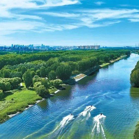 touch-beijing-the-china-than