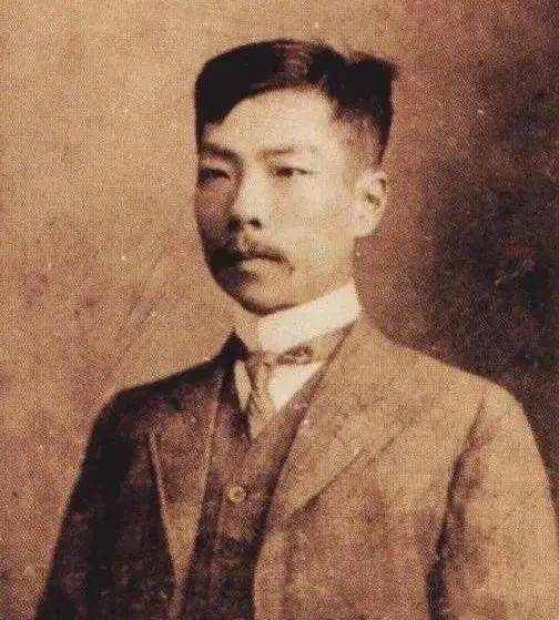 鲁迅玩伴闰土：57岁病逝后，留下5子，如今后代华丽转变_搜狐网