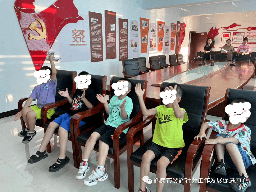 【龙江社工】鹤岗：科学用眼很必要，保护视力要做到——暑期儿童安全教育插图2