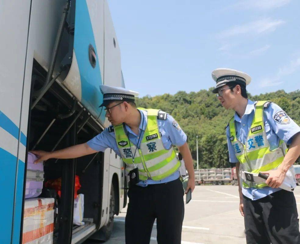 除隐患,保安全!湖南高速警察全力开展夏季"百日行动"