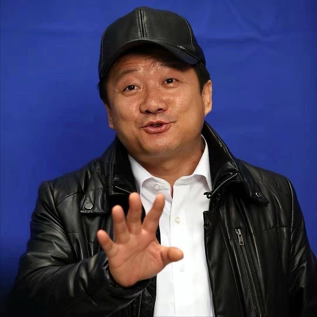 "谢广坤"唐鉴军:曾拒绝抛弃不孕妻子,如今却深陷丑闻婚姻成谜_赵本山