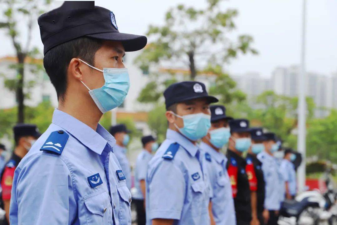 这里的辅警换装授衔啦!_台山市_基层工作_警营