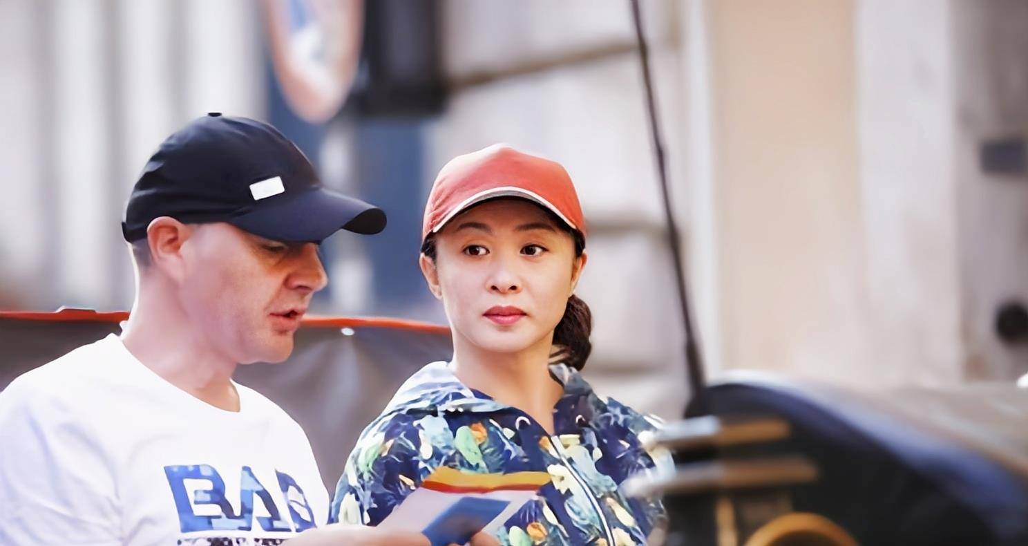 金星:带3个孩子嫁给国外老公,结婚16年,两人为何分手又复婚?