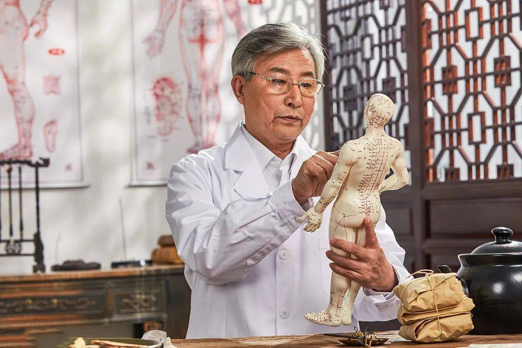 中医与西医,不同的时空维度!_研究人_中庸_医学