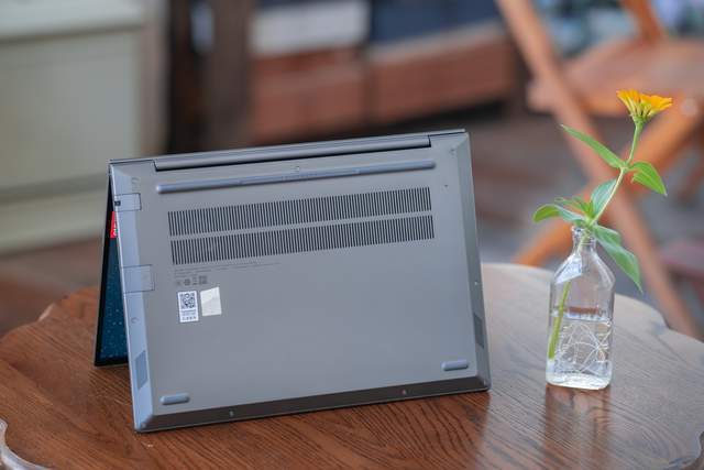 AMD 锐龙 7 6800H + RTX 2050 的 ThinkBook 14+,如何在轻薄本里卷出新境界?