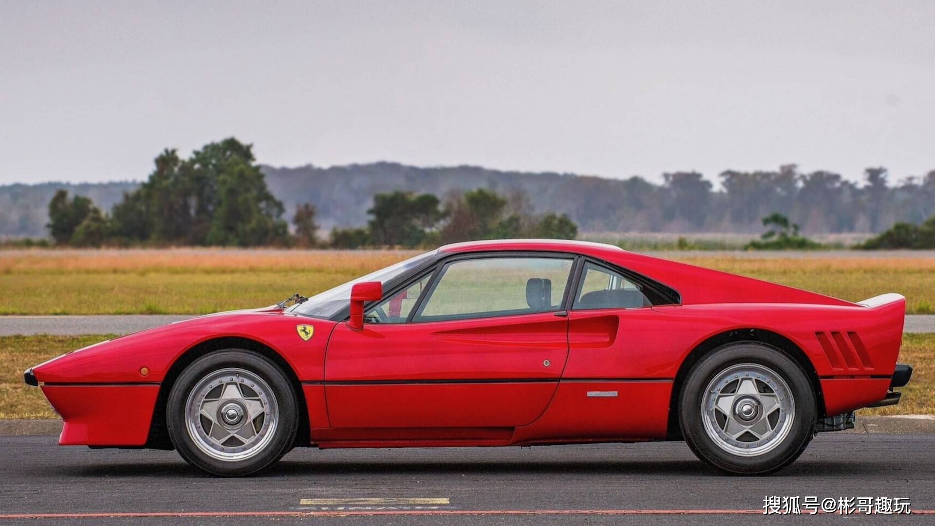 80年代的标志性超跑—法拉利288 gto即将拍卖_搜狐汽车_搜狐网