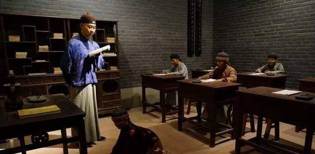 《礼记·学记》记载道"古之教者,家有塾,党有庠,术有序,国有学.