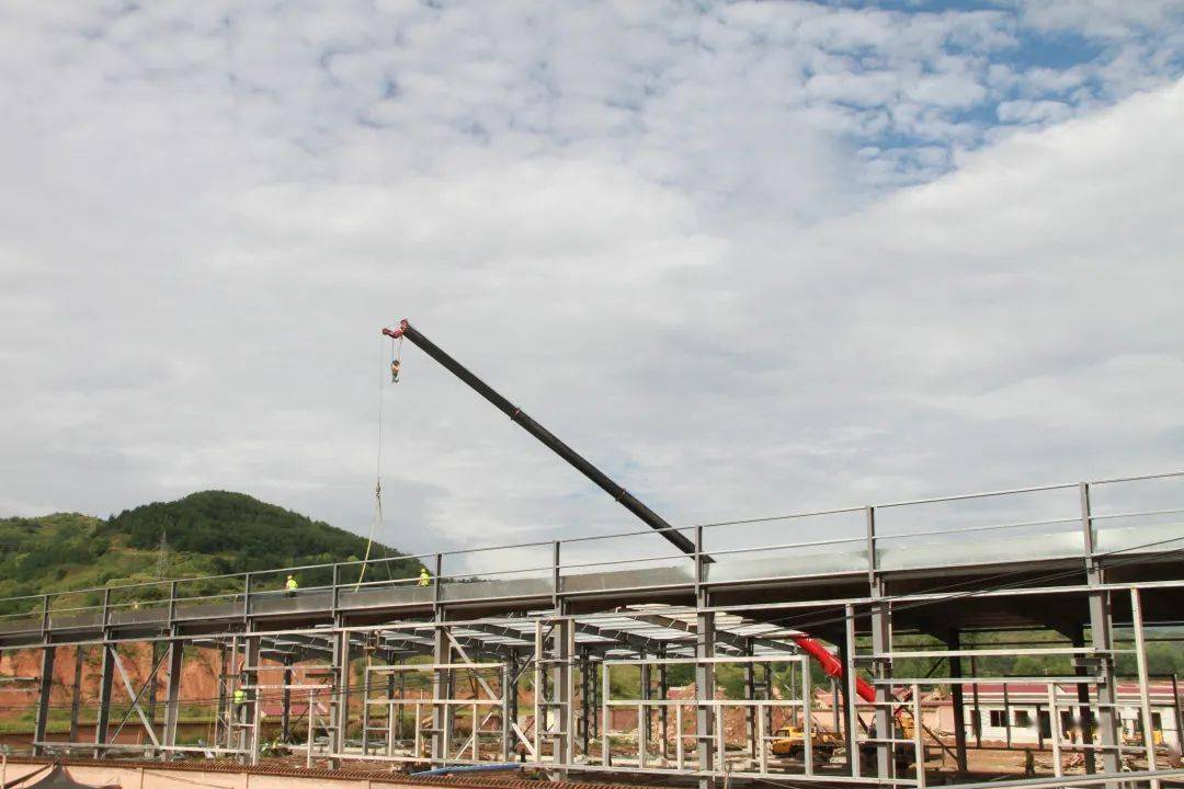 赤城煤矿及选煤厂项目,安口南集配站项目,华亭煤矿等6个储煤棚项目已