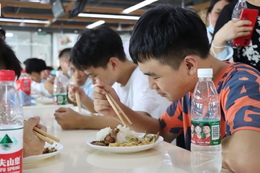 新学期 新校区 新起点——万源中学白沙校区初体验