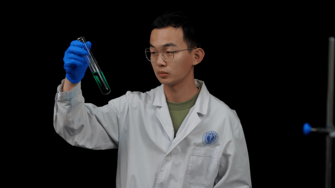 看过他的视频都说"爱上了～"_史家昕_实验_科普