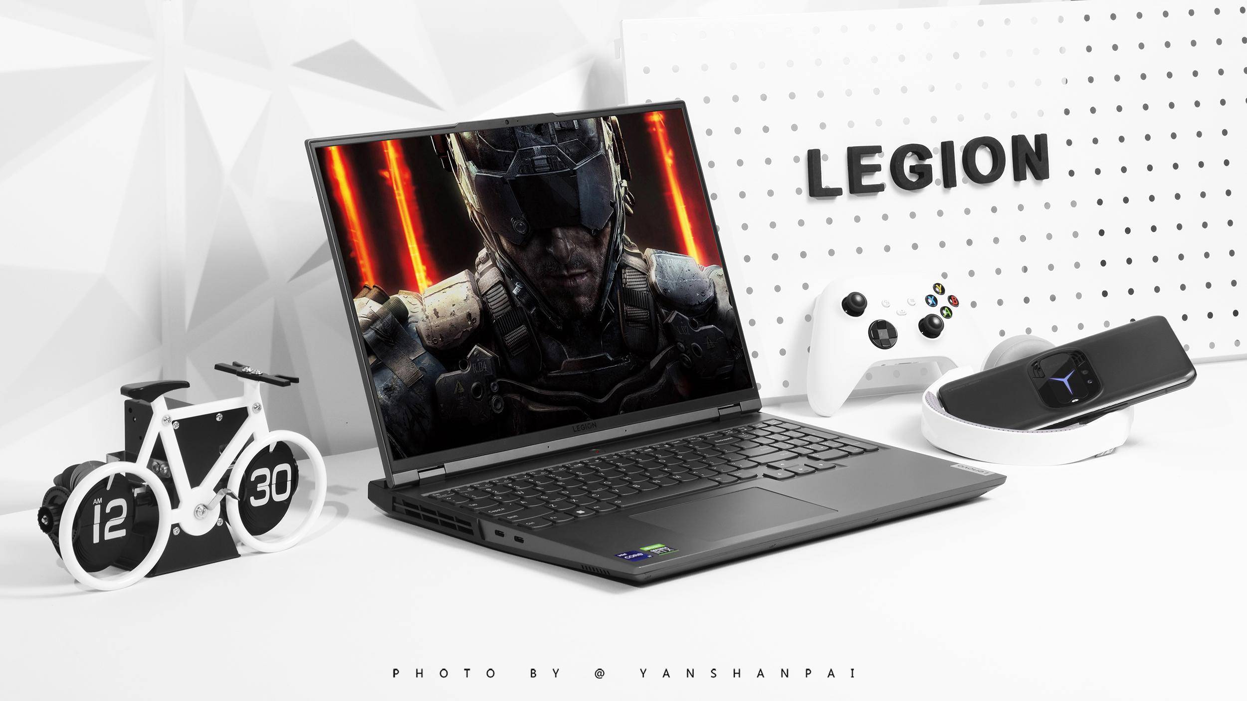 i9版拯救者y9000p 2022上手,是性能暴虐的游戏本更是一台工作站_接口