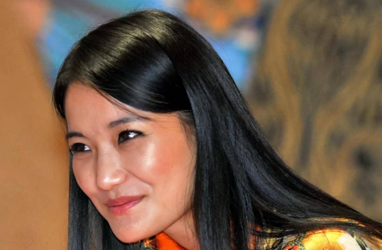 吉增·佩玛:一个藏族女孩,7岁被求婚,20岁嫁给不丹国王_吉格梅_时候