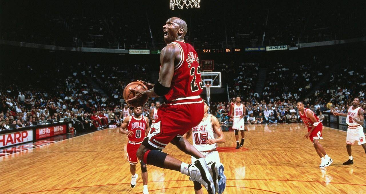 乔丹是第一档,然后是其他超级巨星,乔丹在这个时代会更强_三分球_投篮