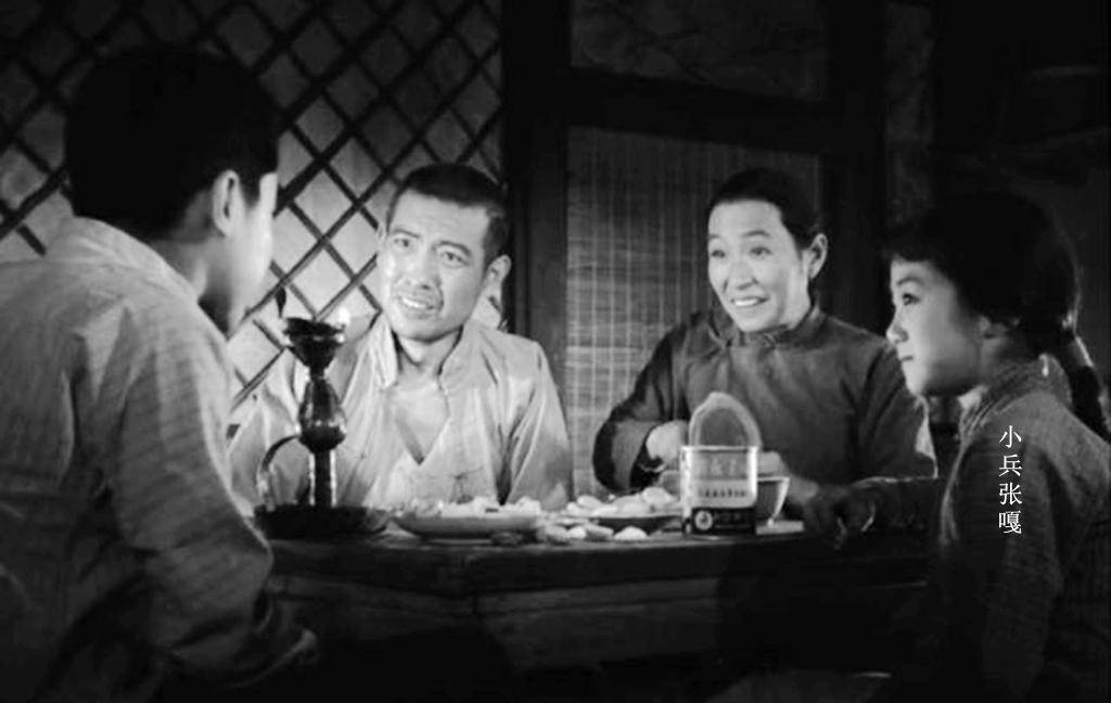 "平安无事哦"曾风靡一时,还记得《平原游击队》打更的张大爷吗_周森