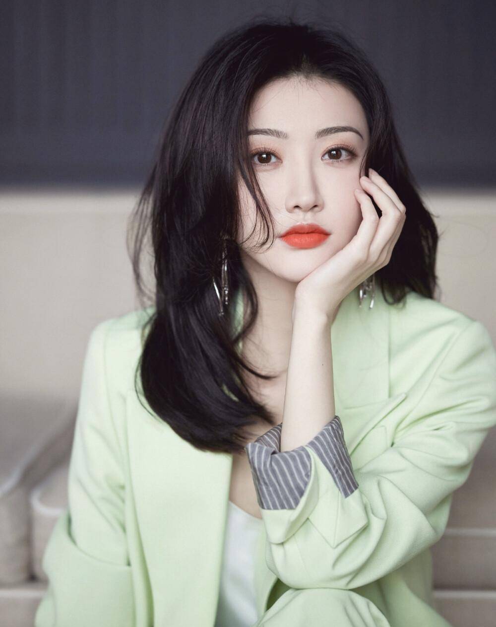 贵气的长相有什么特点?看这3个女明星就知道了_景甜_感觉_仪态