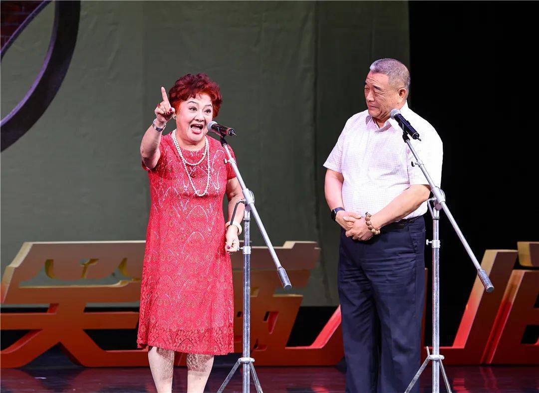 独脚戏_滑稽戏_王汝刚