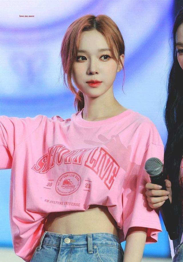 aespa成员winter添"传奇造型",网友:美女来了!_女神_风格_长发