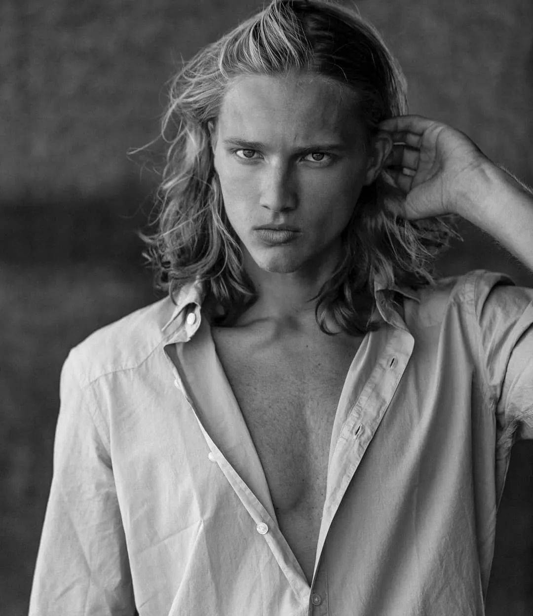 大家一般都觉得哪些烟纸最好？ : r/ArtOfRolling, image size:1080x1248