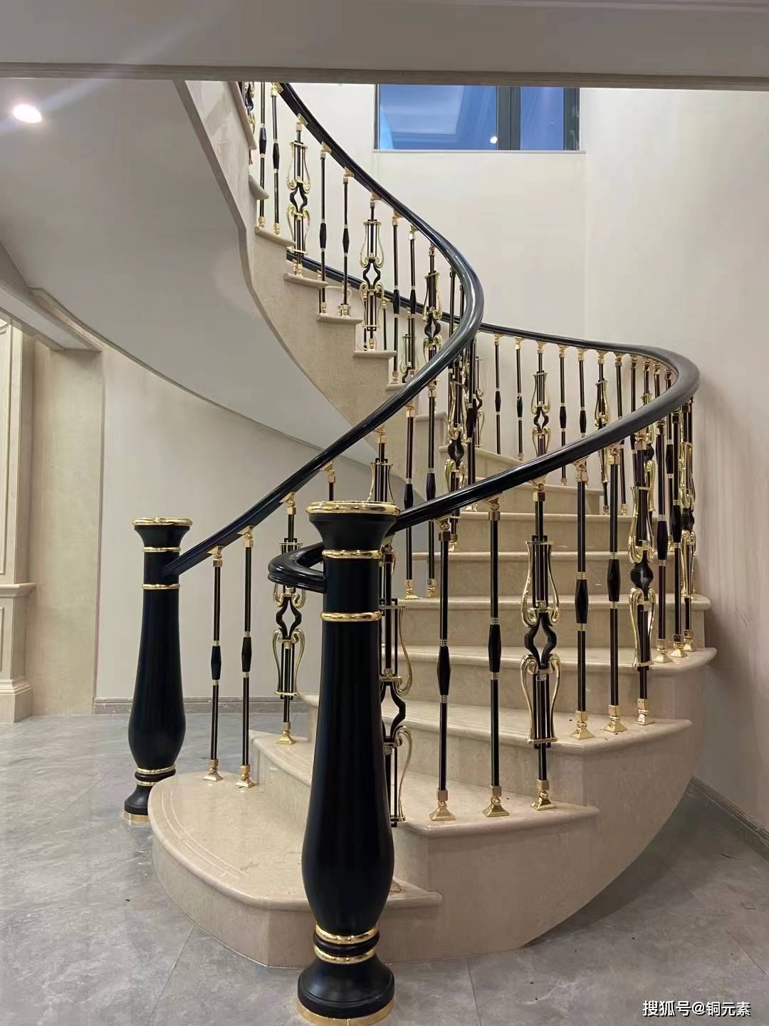 直梯别墅沙金铝艺楼梯浮雕铜雕花护栏夜空里徘徊_非机动车_定制_道路