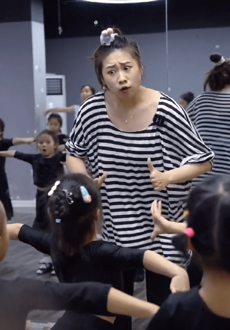 全网最火拉丁舞老师:"激情四射"教学爆红网络,到底有何魅力?