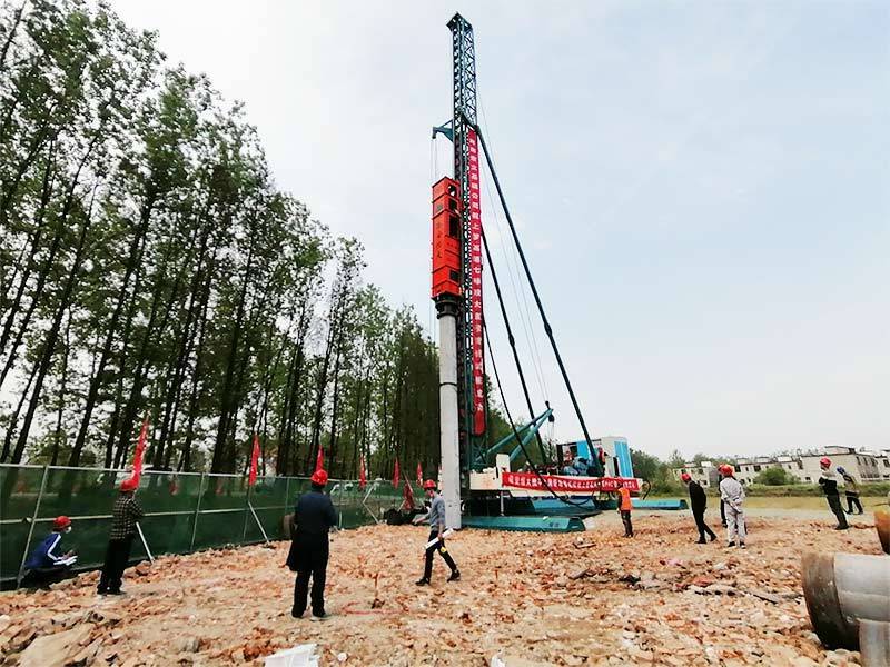 液压冲击锤品牌大全-hh530打桩机冲击锤_锤芯_作用_设备