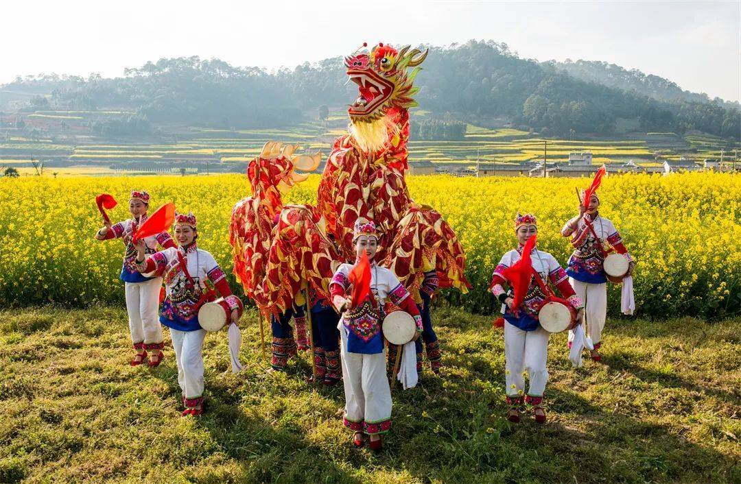 彝山花鼓图片