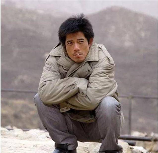 河南人为什么喜欢蹲着吃饭?