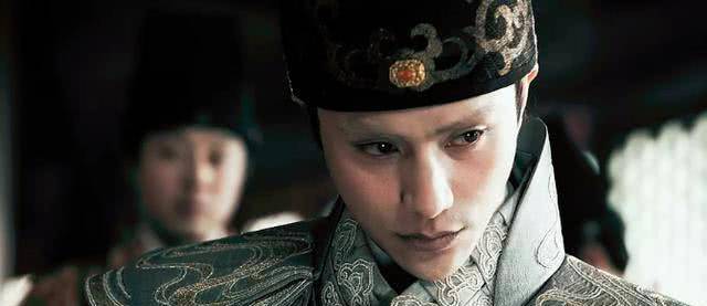 有人说他是明朝最坏的太监,有人说他是明朝的大救星,真相是?