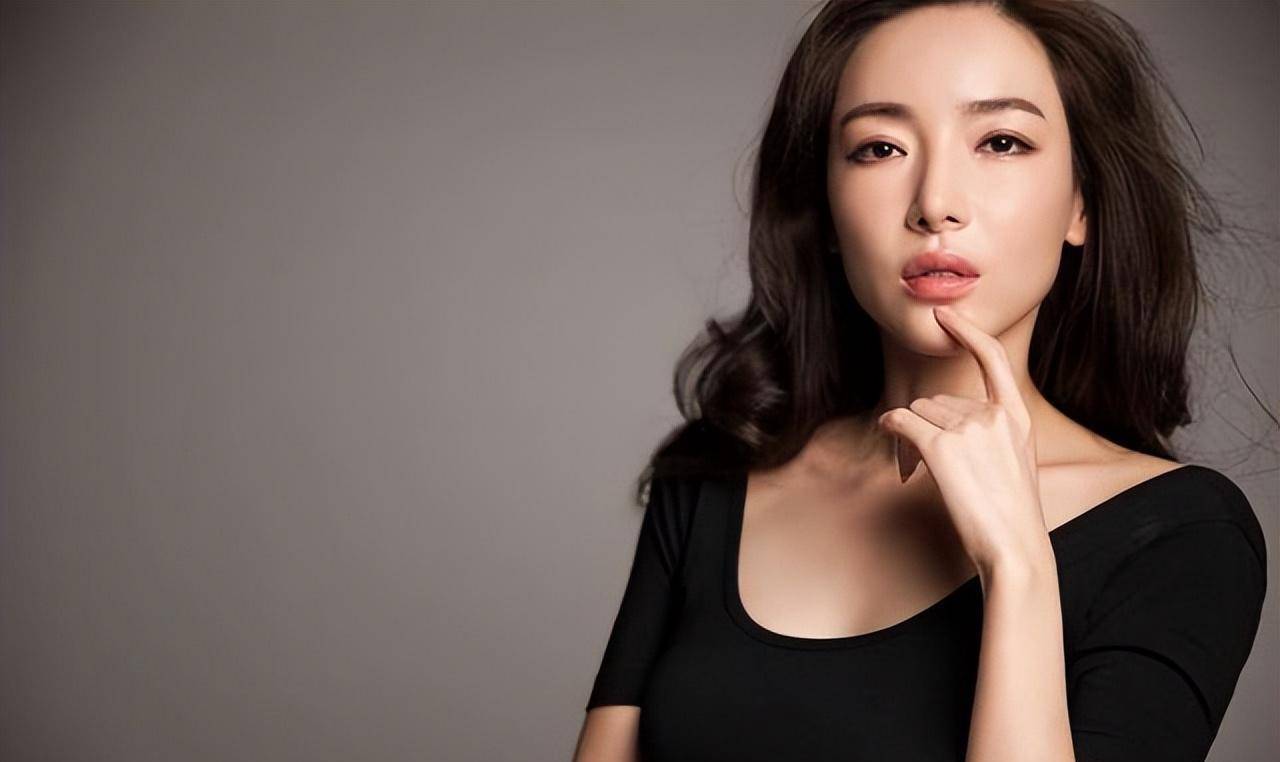 国内女演员中的"第二眼"美女,初看"路人甲",再看"万人迷"_角色_高叶