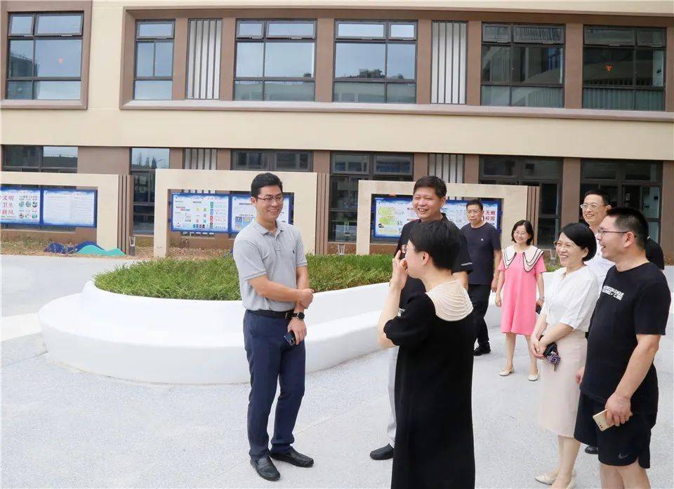 余姚市副市长林体一行莅临姚江小学南校区视察指导工作_建设_姚小_符