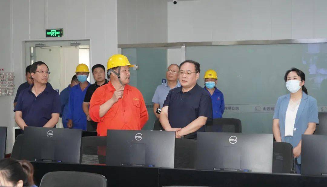 县委常委,组织部长杨虹,副县长成俊,新绛经济技术开发区管委会副主任