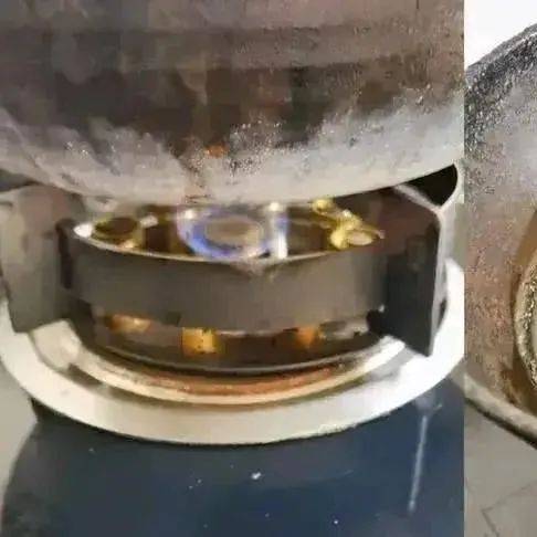 女子忘关燃气灶，出门9天，回来发现还煮着一锅油！_小火_河南_油锅